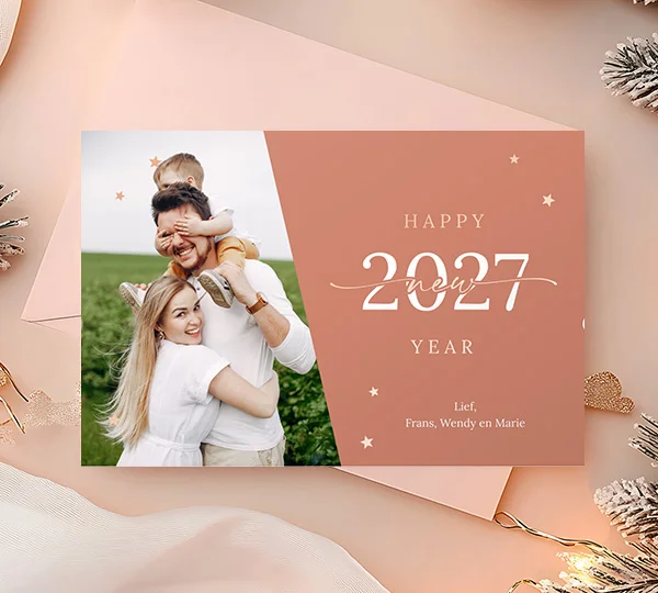 Moderne kerstkaart met familiefoto – zelf te personaliseren bij Koningkaart